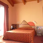 Hotel La - Sure Collection By Western