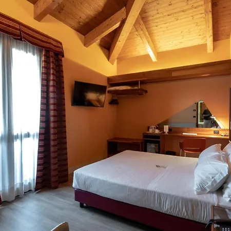 La - Sure Collection By Western Hotel Ivrea