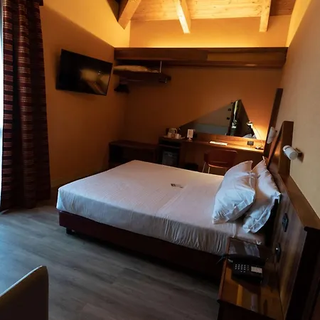 Hotel La - Sure Collection By Western 3*