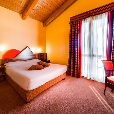 La - Sure Collection By Western Hotel 3*