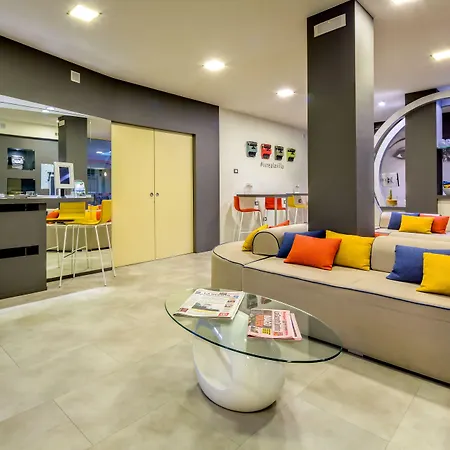 La - Sure Collection By Western 호텔 이브레아